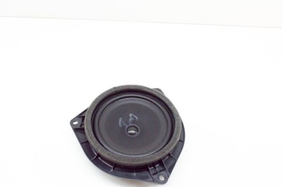 Difuzor ușă dreapta spate LEXUS NX _Z1_ 2015 OEM: 86160-78040 13513749 foto