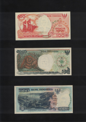 Set Indonezia Indonesia 100 + 500 + 1000 rupii rupiah 1992 unc foto