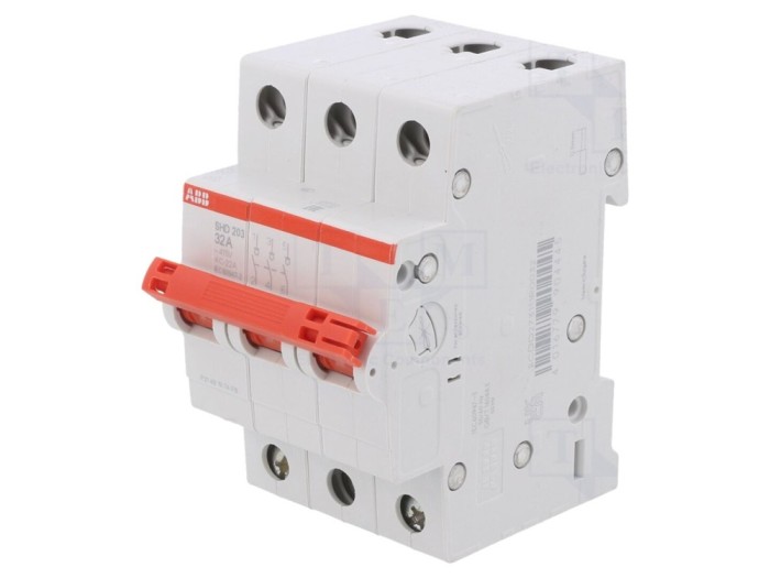 Separator-&icirc;ntrerupător 3P 32A 415V