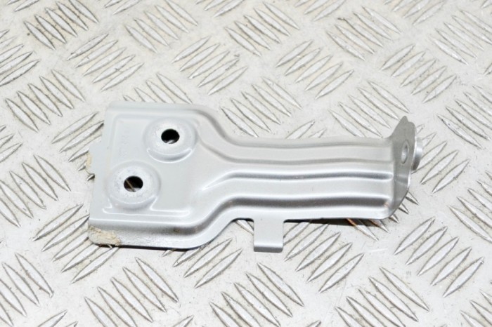 Suport aripa st&acirc;nga față BMW X3 G01, F97 2017 OEM: 7397515 13888802
