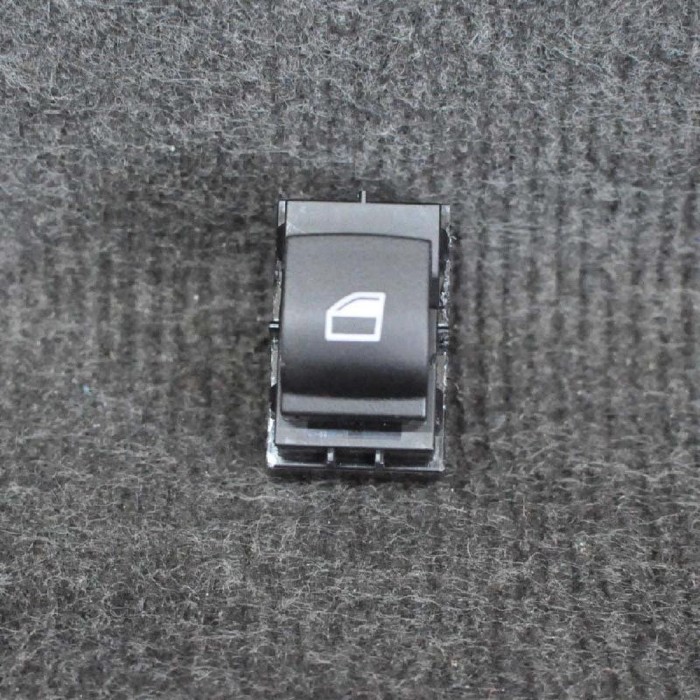 Buton geam ușă dreapta față BMW X3 F25 2015 OEM: 9234704 1982422