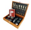 Set Cadou Masonic de Lux: ?ah din Lemn cu Plosc? ?i Pahare din Piele, Set sah