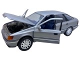Macheta Ford Scorpio argintiu 1:24 deschide usile si capota motor