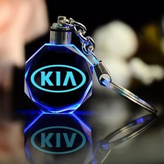 Breloc auto din cristal cu LED - Logo KIA foto