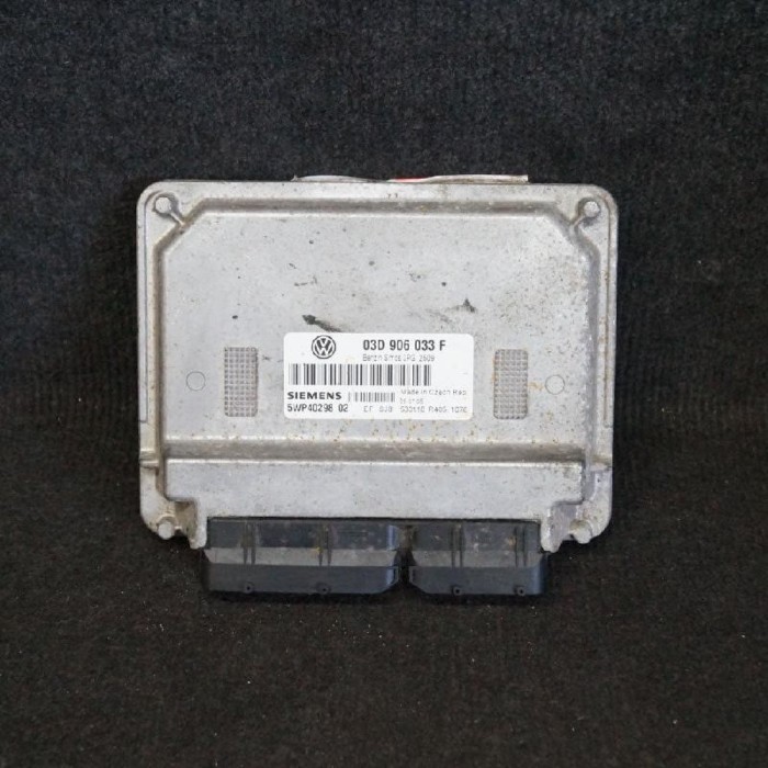 Unitate de control motor VW POLO 9N_ 2005 OEM: 03D906033F5WP40298 1440710