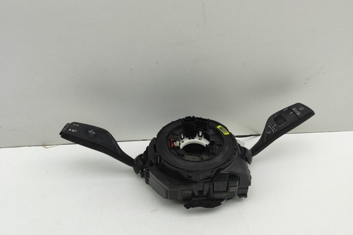 Maneta semnalizare ștergătoare BMW X5 G05 2022 OEM: 5A32039 31257254