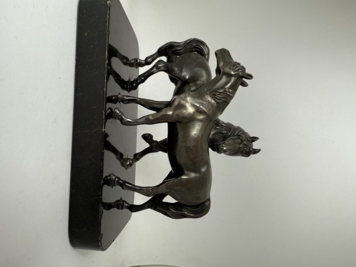 Statueta superba Pereche de cai dupa Pierre-Jules M&ecirc;ne