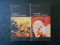 IMMANUEL WALLERSTEIN - SISTEMUL MONDIAL MODERN volumele 1 si 2 foto