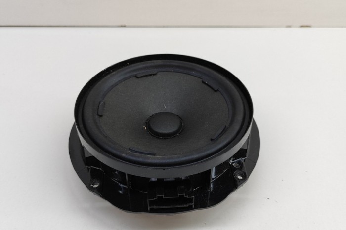 Difuzor ușă st&acirc;nga față VW ID.4 E21 2023 OEM: 11A035453 26809915