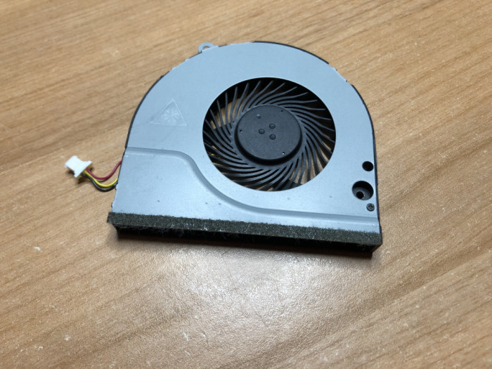 VENTILATOR COOLER LAPTOP ACER ASPIRE E1-532 E1-570 E1-572 ORIGINAL