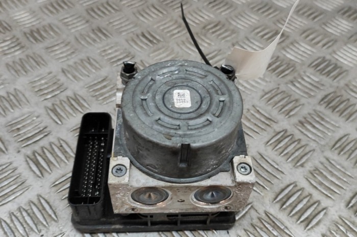 Pompa ABS VW GOLF VII 5G1, BQ1, BE1, BE2 2015 OEM: 3Q0614517AB,3Q0907379AB,3Q0907379G 23781605