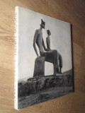 HENRY MOORE. ALBUM SCULPTURA-IONEL JIANU