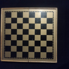 Șah vechi de voiaj anii 70, ca nou.