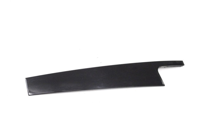 Ornament vertical ușă st&acirc;nga spate BMW 3 F30, F80 2012 OEM: 7258307,7263379 17197031
