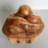 Bocet - sculptura modernista in lemn de nuc cu 2 nuante, efect brancusian, Europa