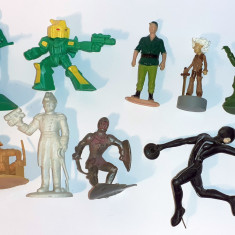 9 figurine soldati supereroi civili magnetic ventuza - LOT 4 -