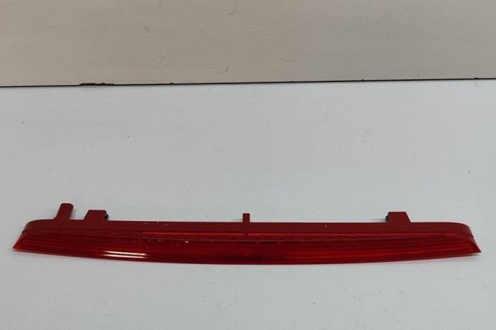 A treia lampa de fr&acirc;nă VW T-CROSS C11 2024 OEM: 8V0945097D | 31801521