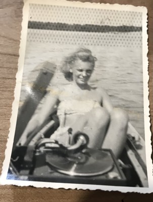 Fotografii A. Patefon foto