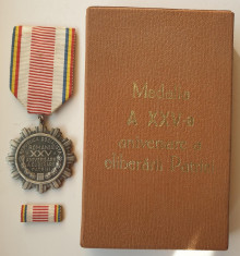 Medalia 1944 -1969 A 25a Aniversare a Eliberarii Patriei - decoratie la cutie foto