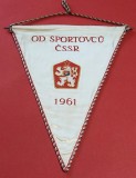 Fanion (vechi de colectie-brodat) - De la sportivii Republicii Socialiste Cehoslovace, 1961