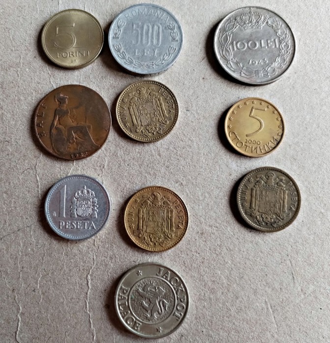 Lot 10 monede straine și romanesti circulate conform foto L4 5 forint Ungaria 500 lei 1999 Romania penny 1922 peseta 1975 stotinki 2000 Bulgaria