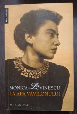 LA APA VAVILONULUI - MONICA LOVINESCU foto