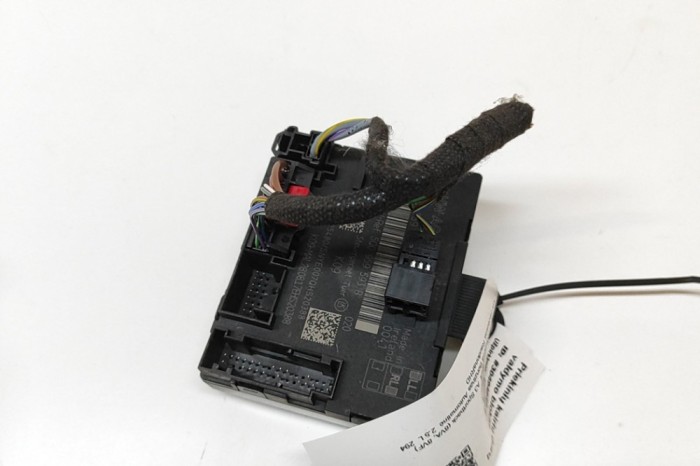 Modul de control ușă dreapta față AUDI A3 Sportback 8VA, 8VF 2018 OEM: 5Q0959593E,5Q0959593B | 30494828