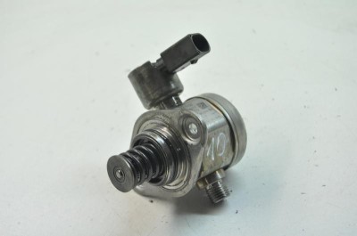 Pompa de combustibil BMW 5 F10 2010 OEM: Sedan | 10844467 foto