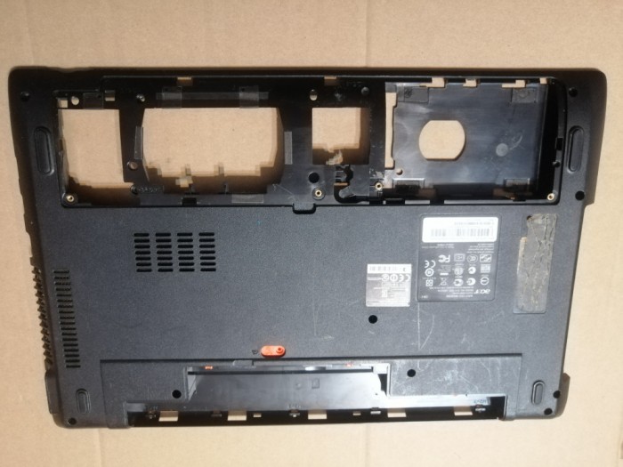 carcasa jos bottom case ACER ASPIRE 5560 5560G