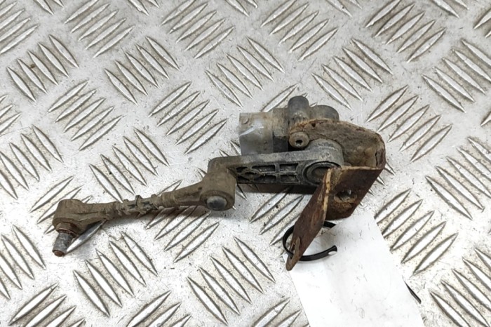 Senzor de nivel &icirc;nălțime st&acirc;nga spate LAND ROVER RANGE ROVER EVOQUE L538 2014 OEM: BJ32-3C097-AA 28055813