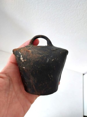 Talanga veche de tabla Clopot / clopotel pentru animale, 8x9cm foto