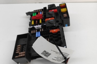 Modul panou de siguranțe BMW i3 I01 2020 OEM: 9270355,9360501,E0000890 | 29439760 foto