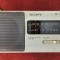 Radio Sony ICF 380 , FUNCTIONEAZA SI PE AM SI PE FM . RECEPTIONEAZA ANTENA SATELOR .