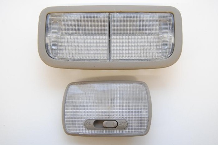 Iluminare interioară HONDA CIVIC VIII Hatchback FN, FK 2008 1684663