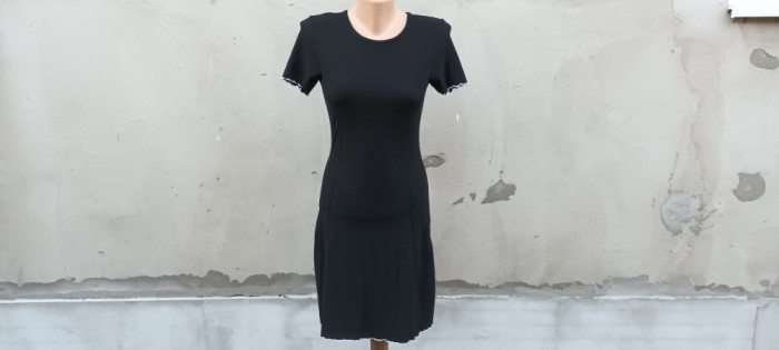 Black Divided by HM | rochie dama | mar. 36 | S
