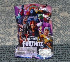 figurine Fortnite sezonul 9,in plic surpriza, 11 cm,am si brelocuri de metal foto