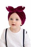 Caciulita mov tip turban din catifea cu perlute (Marime Disponibila: 3-6 luni)