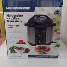 MULTICOOKER HEINNER ALCARTE 6IX CU GATIRE LA PRESIUNE . NOU, NEFOLOSIT