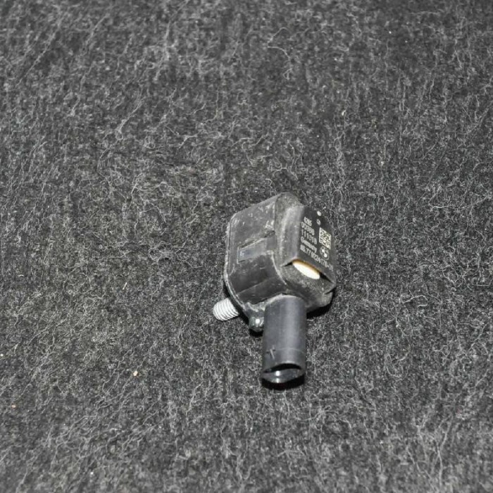 Senzor de impact st&acirc;nga față BMW 5 Gran Turismo F07 2013 OEM: 9224178 2626081