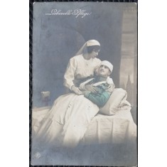 Carte Postala, Tanara ingrijind un barbat ranit, 1912