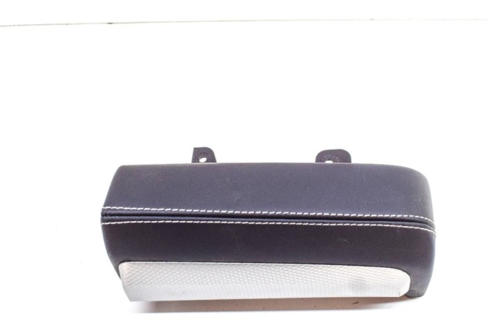 nerasta FORD USA Mustang Mach-E 2022 OEM: LJ8B-R04563-A,LJ8B-R044B79-AC37MC 18804338