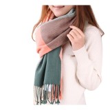 Cumpara ieftin Sal Cashmere in carouri cu ciucuri