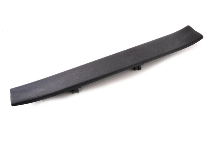 Ornament prag interior dreapta față MAZDA CX-5 KE, GH 2014 OEM: KD45-68710 12646670