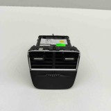 Gura de ventilație consola centrală AUDI A3 Sportback 8VA, 8VF 2018 OEM: 8V0819203A 30824575