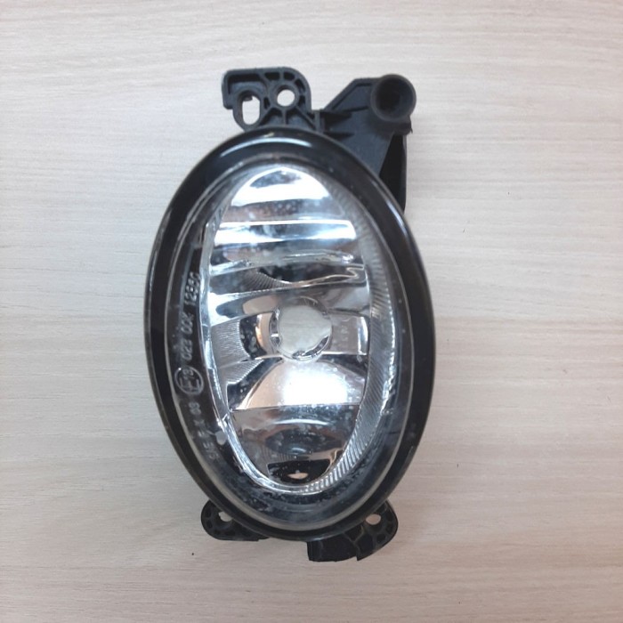 Proiector ceata Mercedes Clasa A (W169), Clasa C (W204), Clasa CLC (Cl203), Clk (C209), Clasa E (W211), Clasa G (W463), Clasa GL (X164), Clasa M (W16