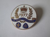 Insigna Jubileul de argint al reginei Elizabeth II din Marea Britanie 1977, Circulata, Galati, Printata