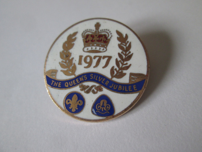 Insigna Jubileul de argint al reginei Elizabeth II din Marea Britanie 1977