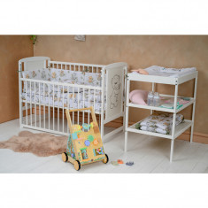 Babyneeds - Patut din lemn de pin Timmi 120x60 cm Cu laterala culisanta, EN716-1, EN716-2, Inaltime saltea reglabila pe 3 nivele, Laterala cu 3 bete d