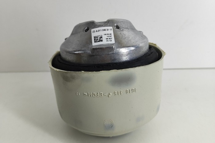 Suport motor st&acirc;nga MERCEDES-BENZ E W211 2002 OEM: A2112403117 22965990