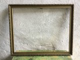 arta / design / vintage - Rama deosebita din lemn pentru fotografii sau diverse lucruri !